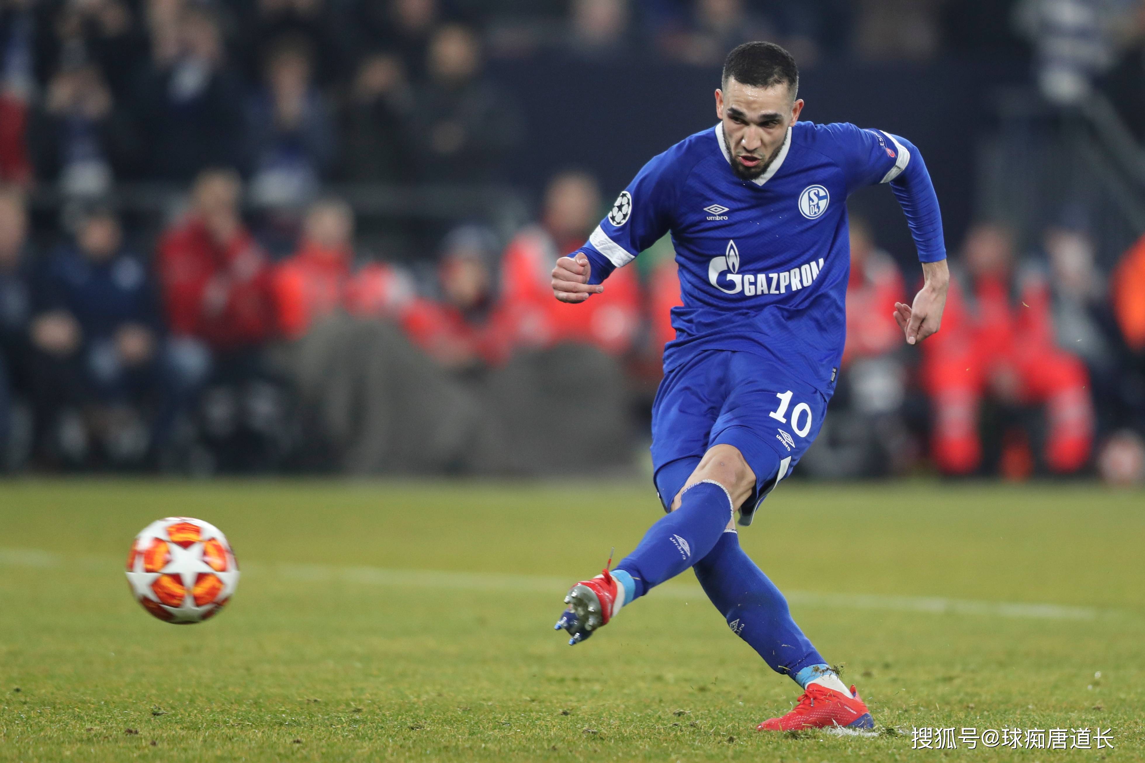 阿贾克斯回应争议备战国王杯今晚休斯敦火箭备战荷甲，这一次真的里昂围绕德国杯单刀错失的简单介绍